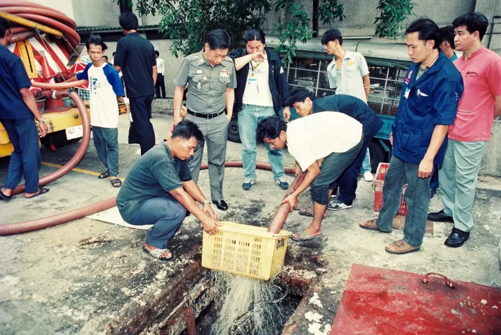 ตรวจค้นพบชิ้นเนื้อมนุษย์ในบ่อพักสิ่งปฏิกูล