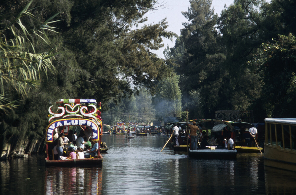 การท่องเที่ยวในโซชิมิลโก
